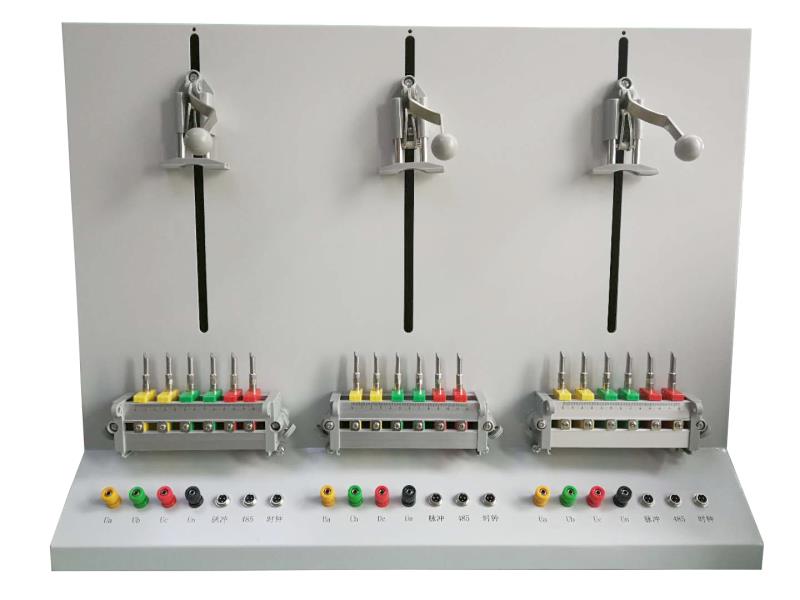 1595327373726806.jpg 0742b795a94da89e2d3ee6b53f4231d.jpg